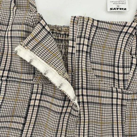 NWT Full Tilt Womens Cream Black Plaid Hook & Eye Closure Sleeveless Crop Top M - Picture 10 of 10